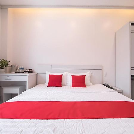 Bin Bin Hotel 4 - Near Sunrise City D7 Πόλη Χο Τσι Μινχ Εξωτερικό φωτογραφία